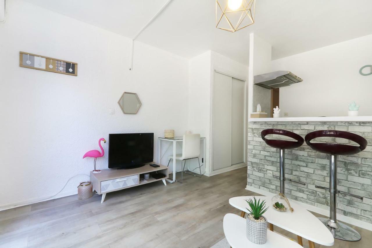 몽펠리에 L Escapade, Wifi, Parking, Netflix, Appart 2Pers 아파트 외부 사진